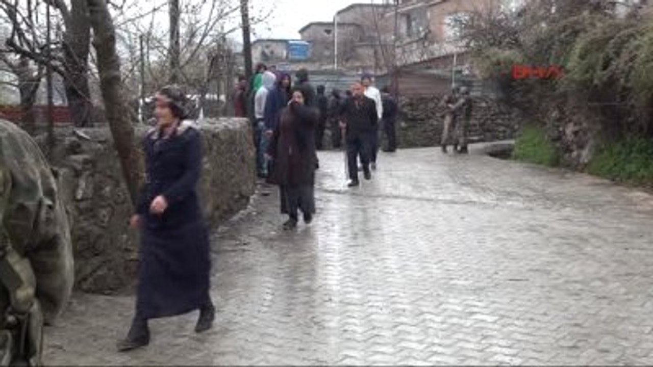 Şırnak Şehit Teknisyen, Şehit Babasının Yanına Defnedildi