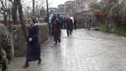 Şırnak Şehit Teknisyen, Şehit Babasının Yanına Defnedildi