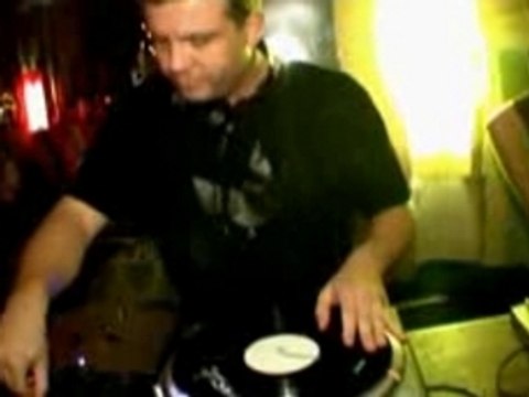 Birdy Nam Nam - Abesses@Favela Chic