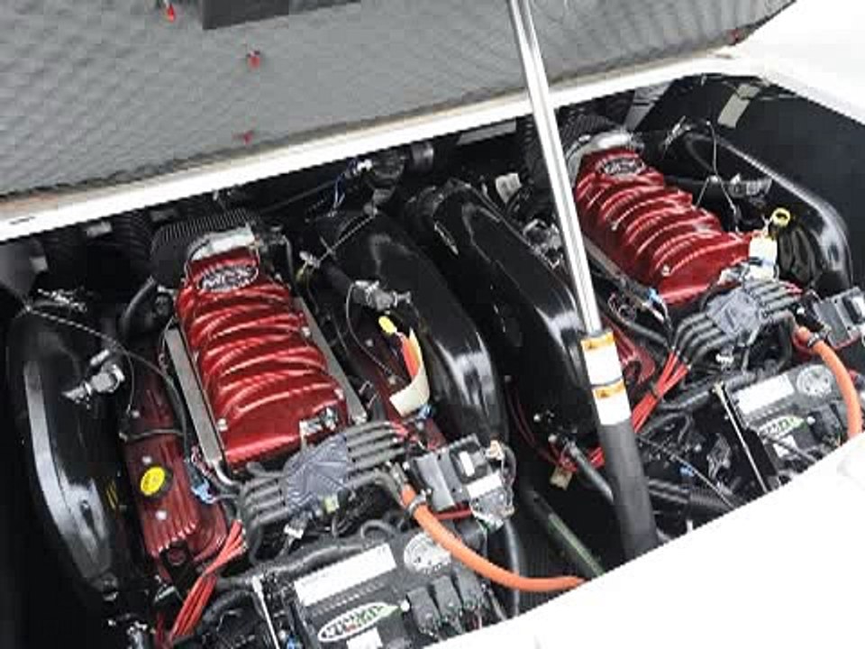 MasterCraft X-80 Twin Engines