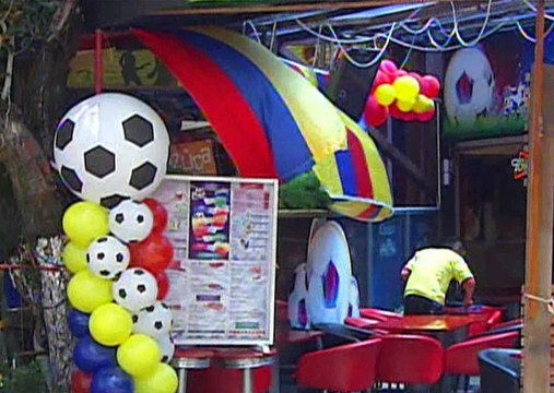 En Quito locales se preparan para la jornada de eliminatorias