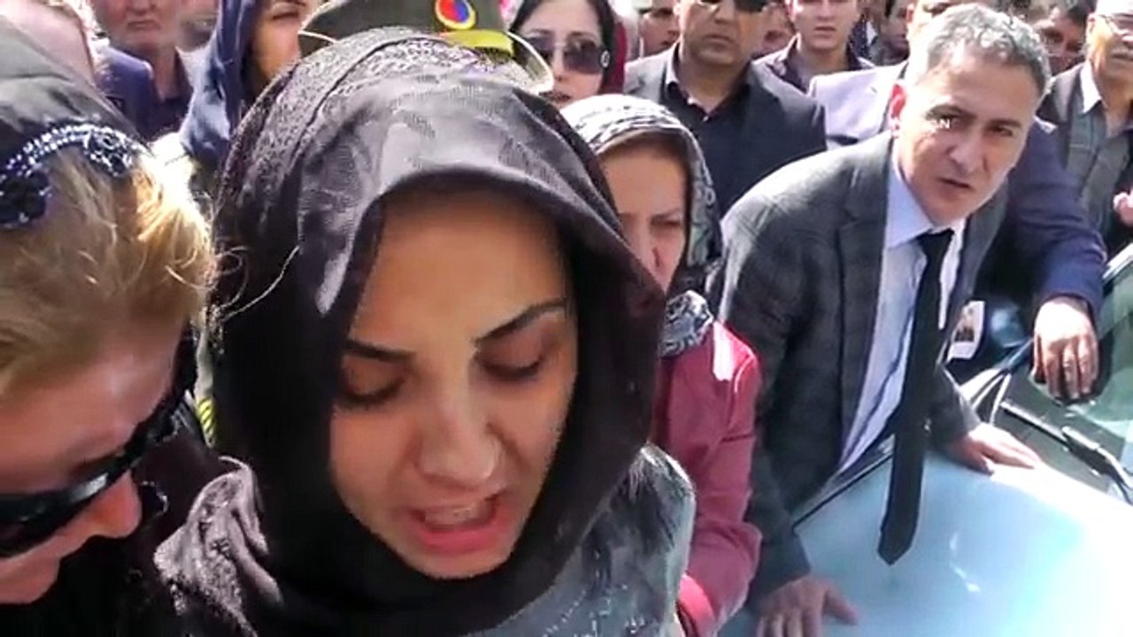 Şehit komutanı için gözyaşı döken asker yürekleri dağladı