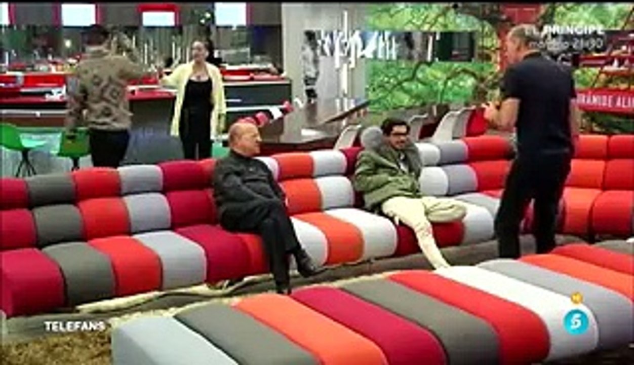 Lara, Edurne y Carlos Sobera valoran los platos de los concursantes