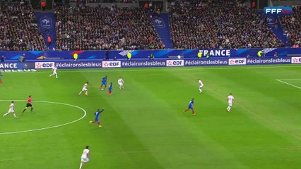 France Russie : le but de N'Golo Kanté (1-0)