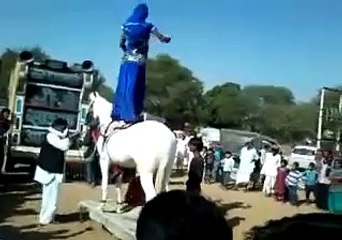 the best girls in the hores dans video