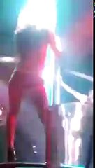 Nữ Sinh Quẩy Trong Bar Đốt Mắt Người Xem (quá múp so với quy định)