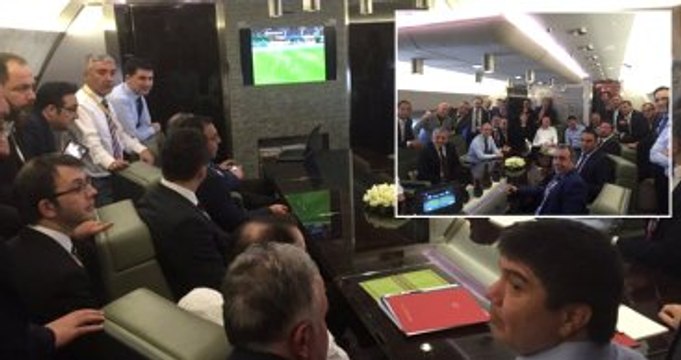 Recep Tayyip Erdoğan, Avusturya - Türkiye Maçını Uçakta Takip Etti