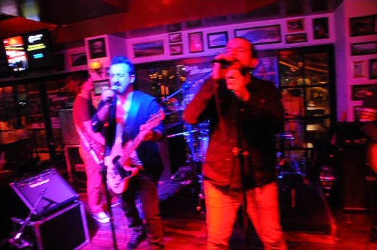 Gece Yolcuları - Meyhaneler Sen (Harry's Pub - Alanya)