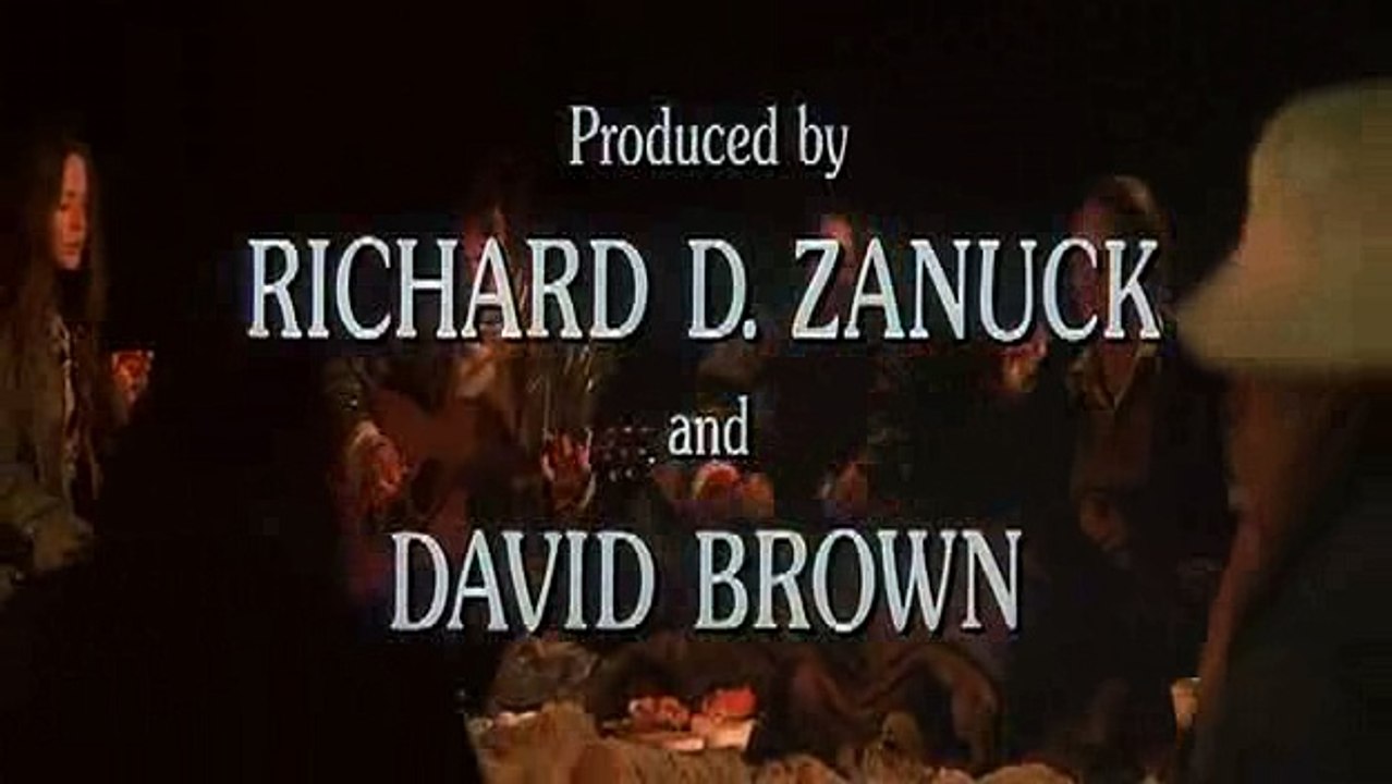 Jaws, intro, surprise