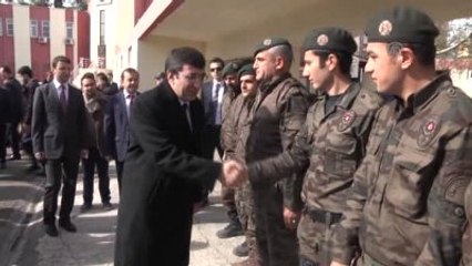Cevdet Yılmaz: "Operasyonların Bittiği Yerlerde Halkımızın Yaralarını Sarıyoruz"