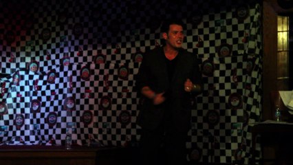 Franz Goovaerts sings 'Walking In Memphis'  Elvis Week 2015