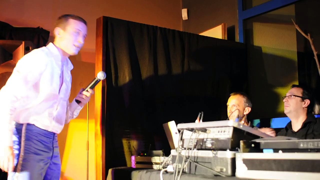 REMYCLOCLO COMME D'HABITUDE ET LE TELEPHONE PLEURE