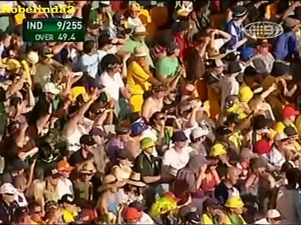 Just laugh at this India vs Australia hilarious cricket moment -