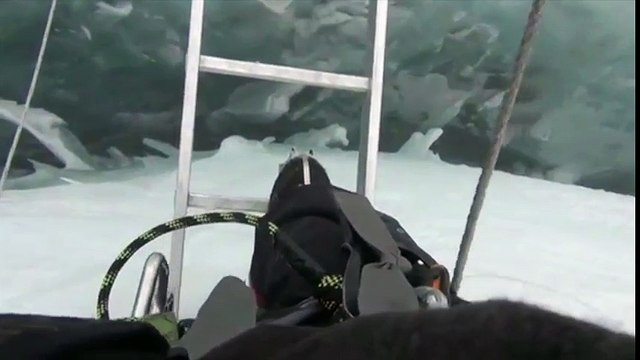 Pasos con escalera para quitar el hipo en desfiladero del Everest