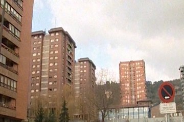 La firma de hipotecas sobre viviendas modera su avance