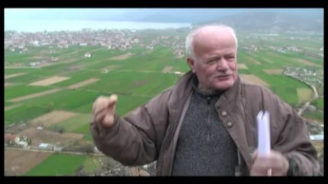 Banorët kërkojnë ndihmë. Pogradec, rrëshqitja e bunkerit rrezikon banesat