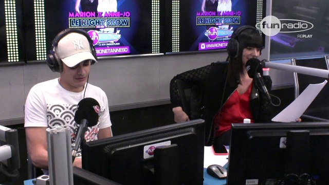 Manu Payet affronte l'équipe au kung-fu ! - Marion et Anne-So