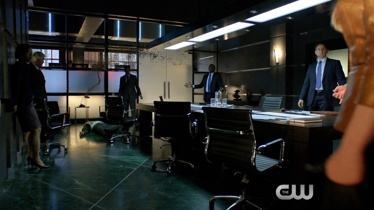 EXCLUSIVE: Arrow Season 4 Episode 17 Clip Re-Introduces Bug-Eyed Bandit