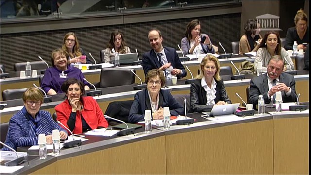 Délégation aux droits des femmes : Table ronde sur la Place des femmes en politique : encore un effort ! - 9 mars 2016