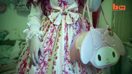 Lolita Or Loki? Comic Book Artist Identifies As Both Female And Male