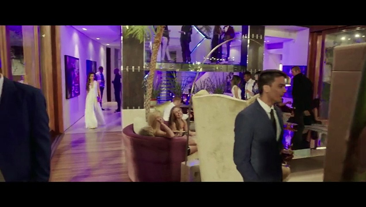 LOVE GAMES (Title Track) Song - Patralekha_ Gaurav Arora_ Tara Alisha Berry -