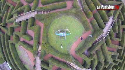 Un dragon de 300 kilos héliporté au zoo de Thoiry