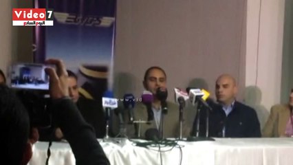 بدء المؤتمر الصحفى لطاقم الطائرة المختطفة بنقابة الطيارين
