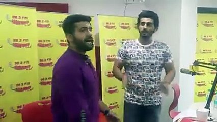 Arjun Kapoor Slaps Radio Mirchi RJ - Official Vedio