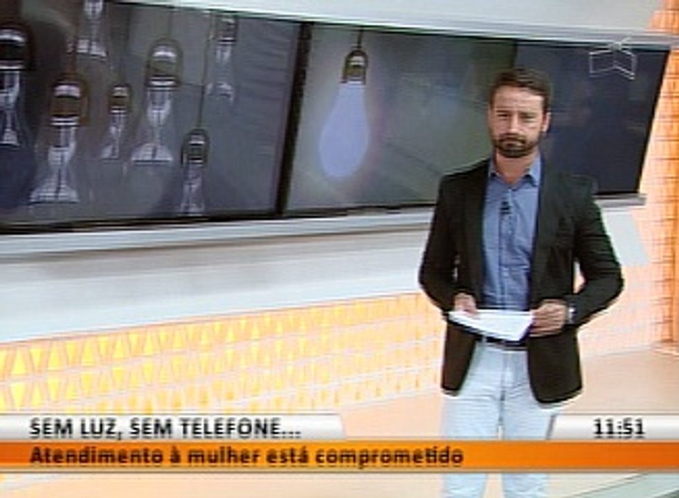 SEM LUZ, SEM TELEFONE....