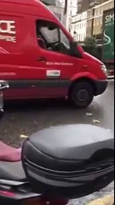 Minicab tries to drive off with clamp on wheel