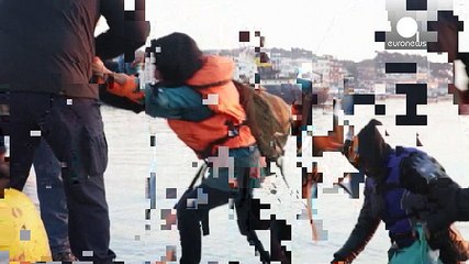 "Türkiye ile varılan göçmen anlaşmasının uygulanması zorlaşıyor"