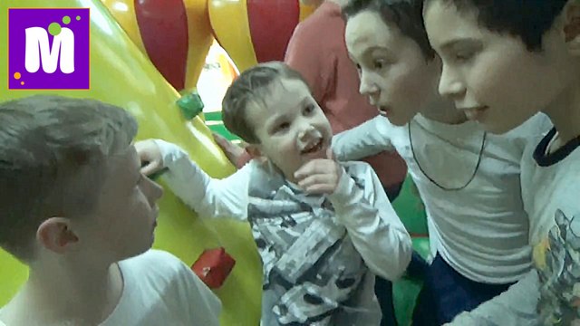 ВЛОГ детский развлекательный центр и втреча Макса с подписчиками Sky Park kid's indoor intertaimnent 2016