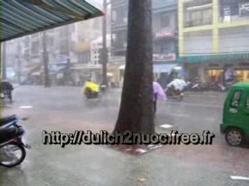 Pluie sur Sai Gon