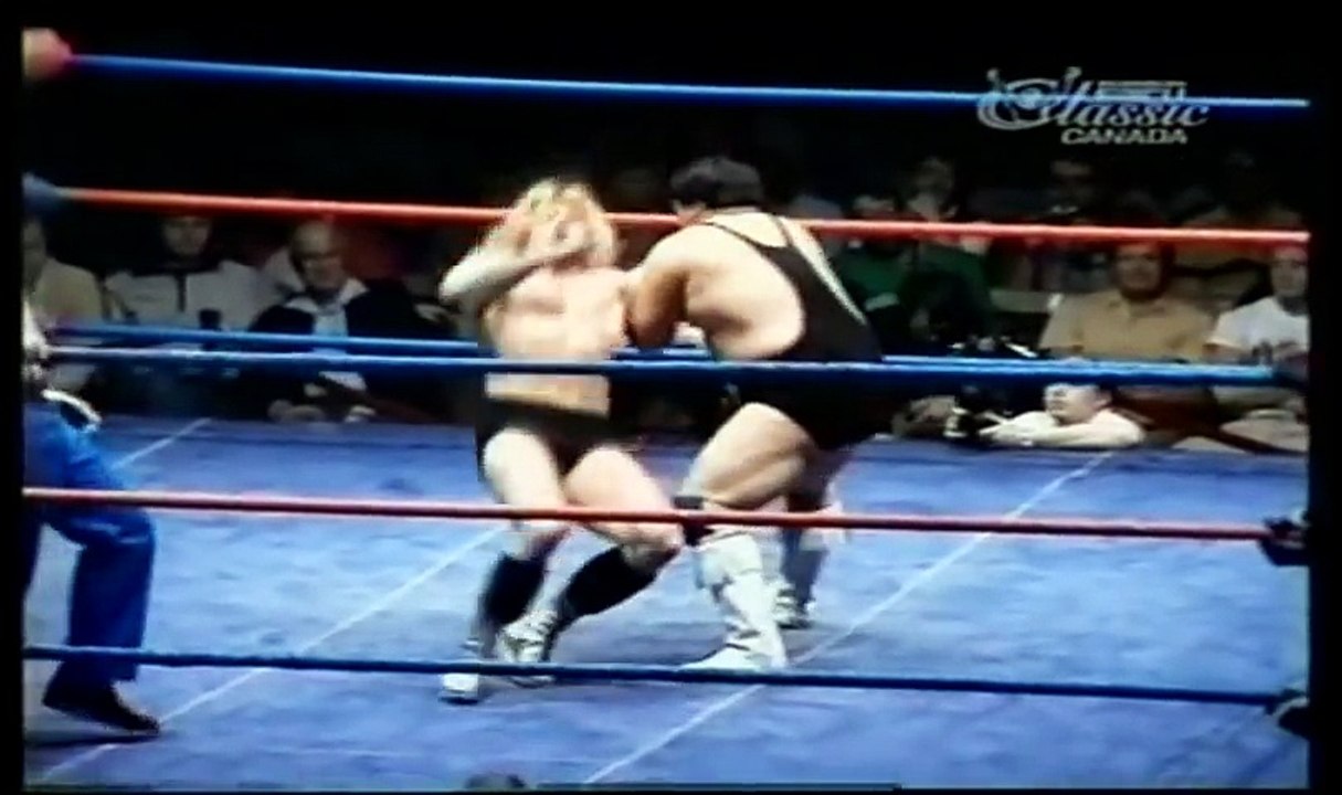Wahoo McDaniel vs _Dizzy_ Ed Boulder (Brutus Beefcake)