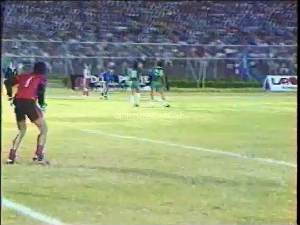 Emelec 2 - Oriente Petrolero 2 - (Resumen del partido 30 Marzo Libertadores 1990)m
