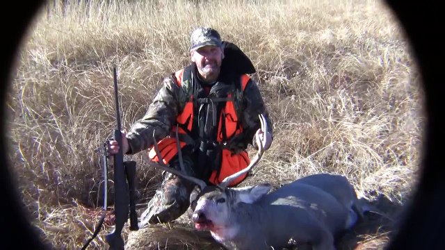 257 Weatherby Magnum 420 Yard Shot on a Mule Deer (2 of 2)