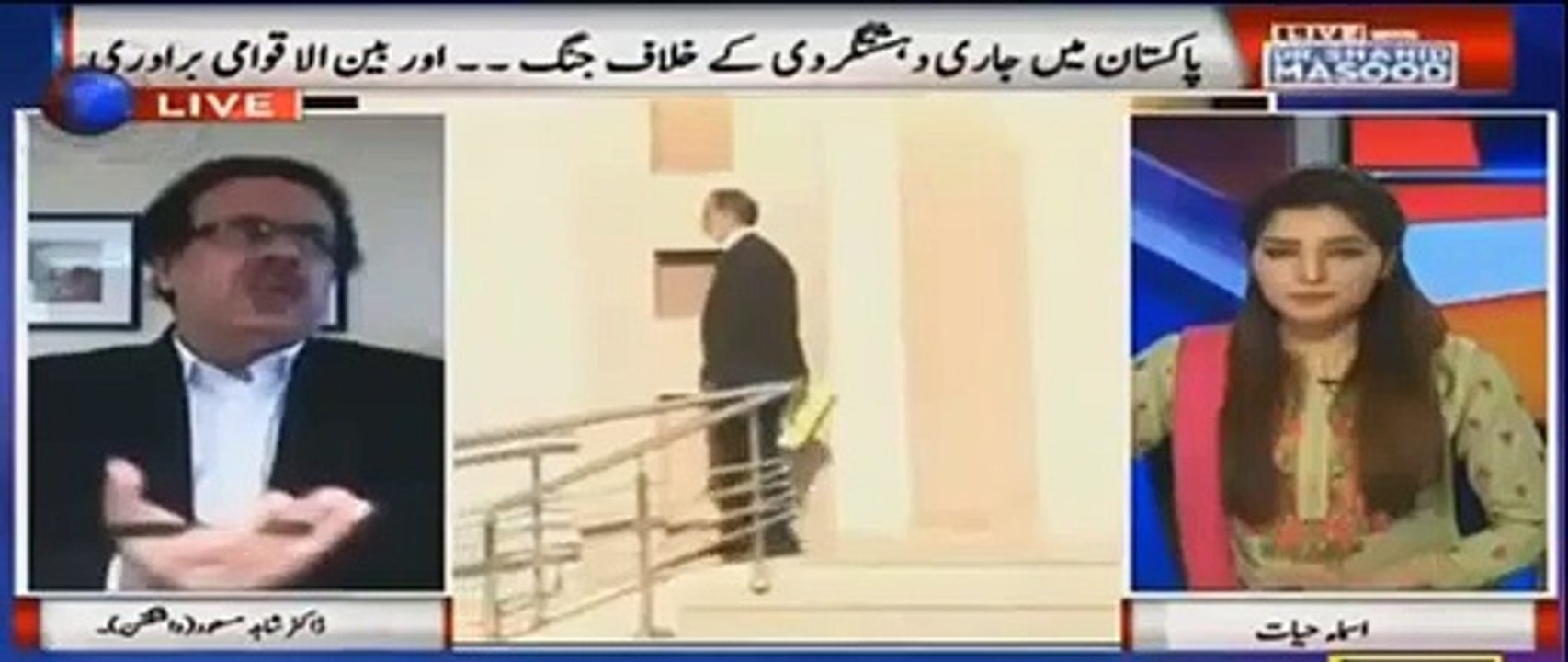 ARY had to cut live interview of Dr Shahid Masood when he started cursing the Politicians