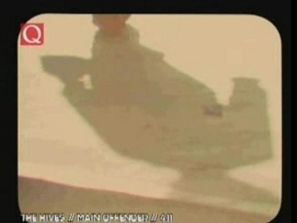 Oasis - Stop Crying Your Heart Out