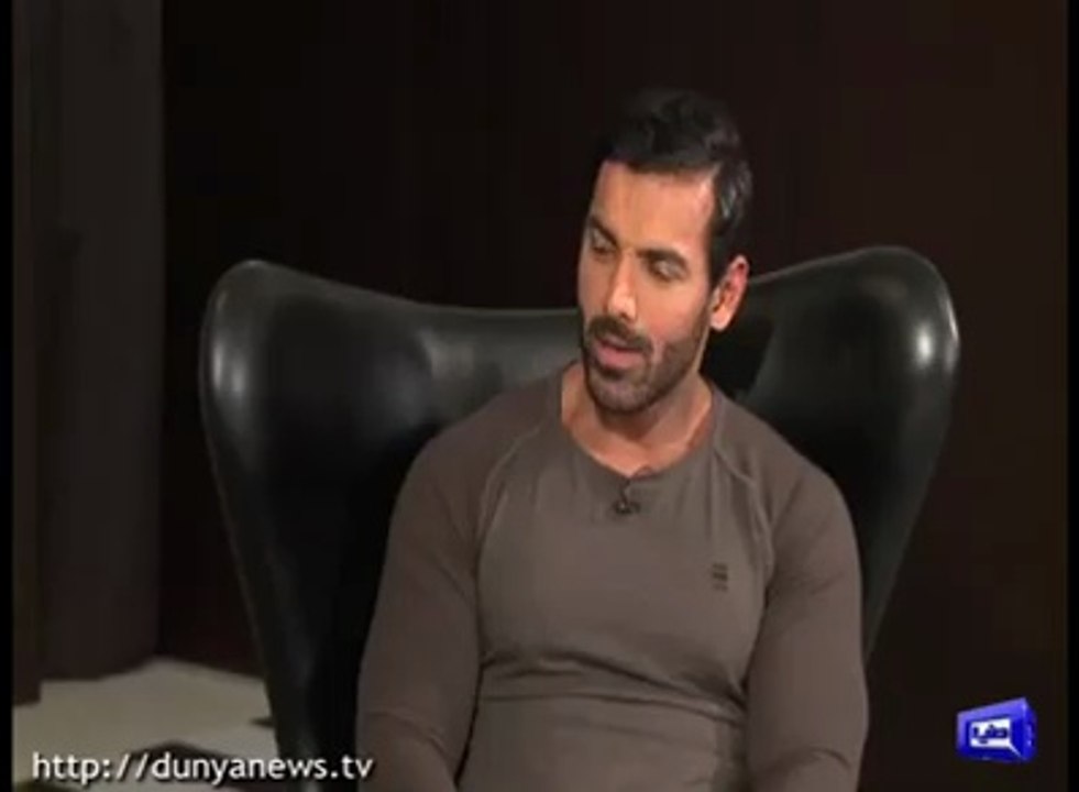John abraham plays twenty twenty with mazaq raati team..