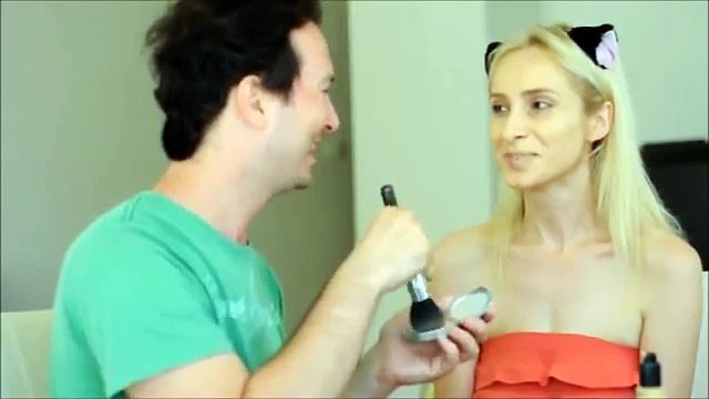 Eşim Bana Makyaj Yapıyor my husband does my make-up