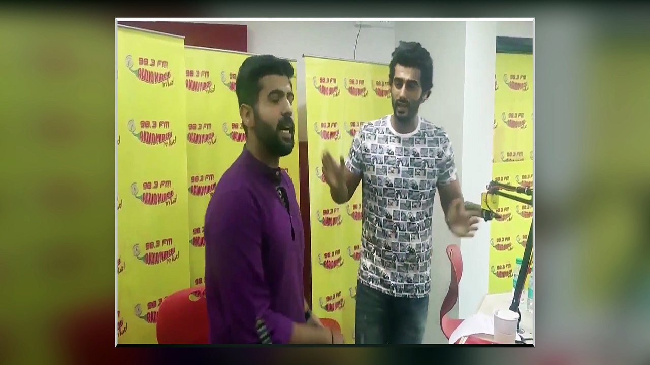 Arjun Kapoor slapped a Radio Jockey  Shocking Did Arjun Kapoor just slap a Radio Jockey