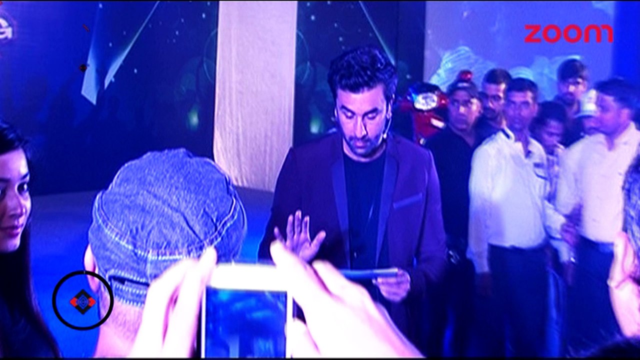 Ranbir Kapoor & Katrina Kaif's break up has caused no hindrance in 'Jagga Jasoos' shooting - Bollywood News - #TMT