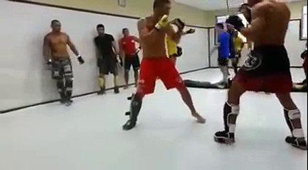 Jose Aldo Prepares or Frankie Edgar With Hard Sparring Session