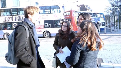 English outside the classroom  Manchester, Piccadilly Gardens