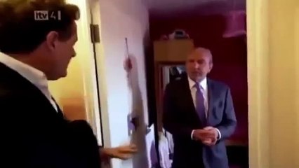 Billionaire Lord Sugar's Rich lifestyle and Story 8