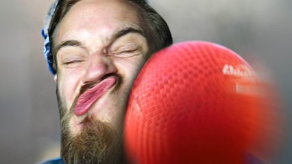 PEWDIEPIE-DODGEBALL SIMULATOR