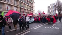 Boulogne : les lycéens manifestent contre la loi Travail