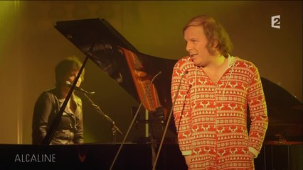 Alcaline, le Mag : Philippe Katerine - La banane en live