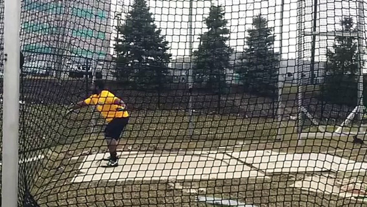 Slow motion discus throw