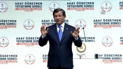 Davutoğlu: "Öğrenci-Öğretmen İlişkisinin, Coğrafi, Etnik, Dini, Mezhebi Bir Sınırı Olmaz"